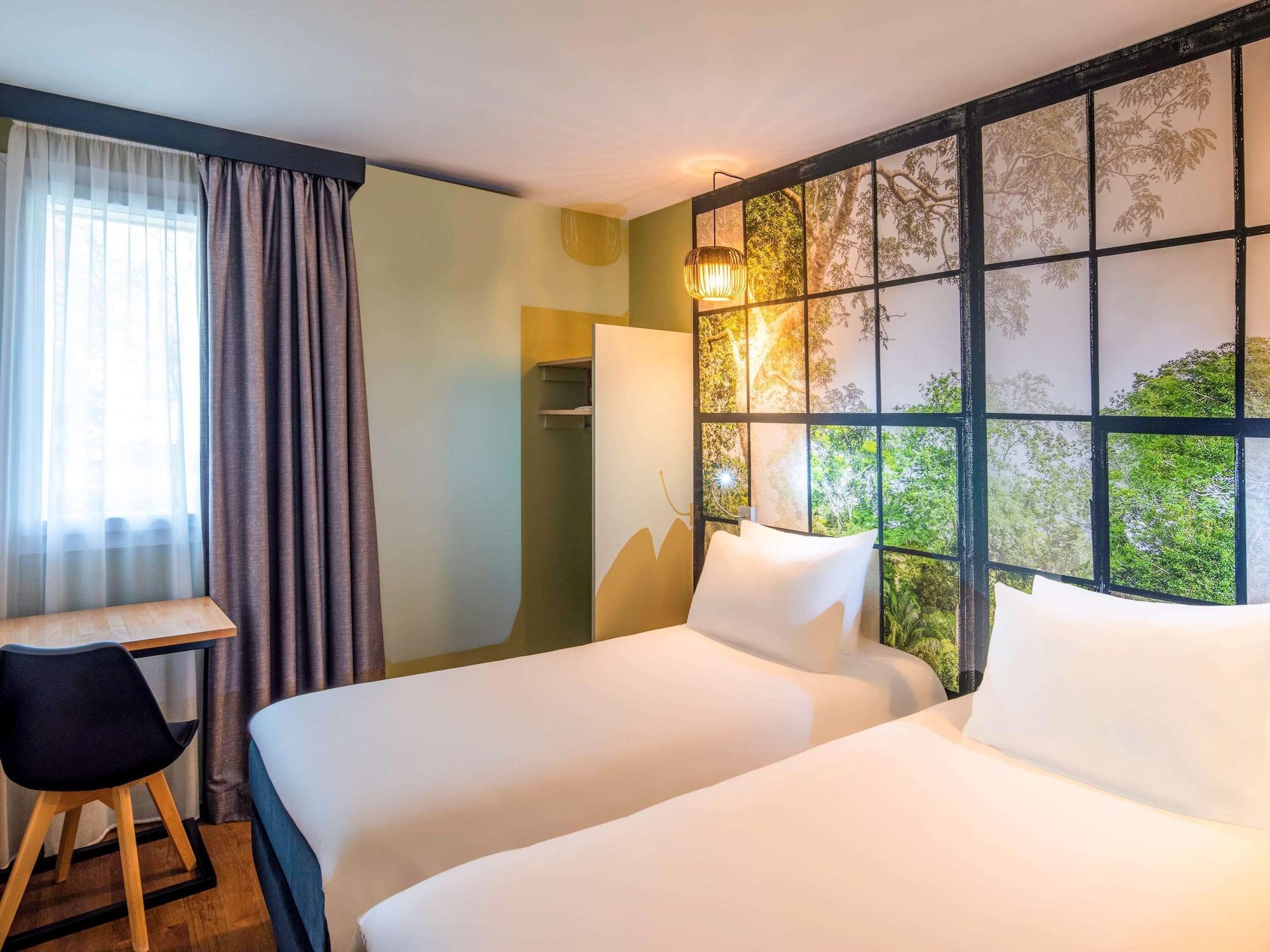 Ibis Styles Parc Des Expositions De Villepinte Villepinte  Exterior photo