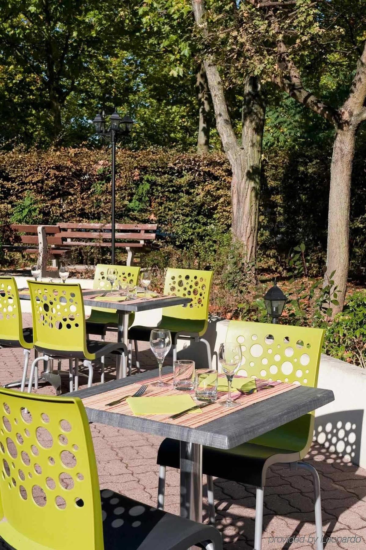 Ibis Styles Parc Des Expositions De Villepinte Villepinte  Exterior photo